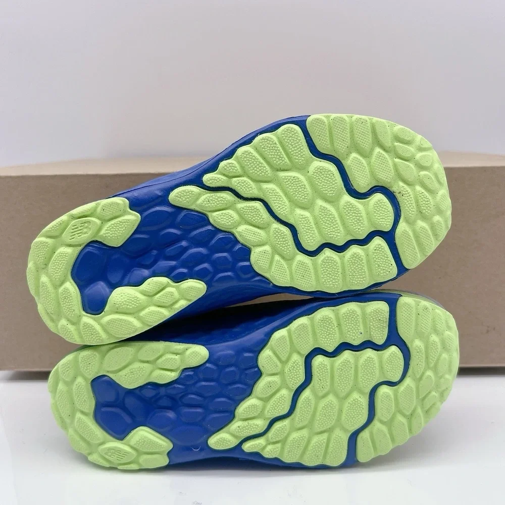 New Balance Fresh Foam Arishi Kids Gym Running Shoes Sneakers Gray Blue US 10